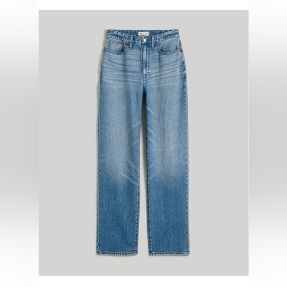 Madewell Denim - Madewell Curvy Baggy Straight Jeans in Letica Wash